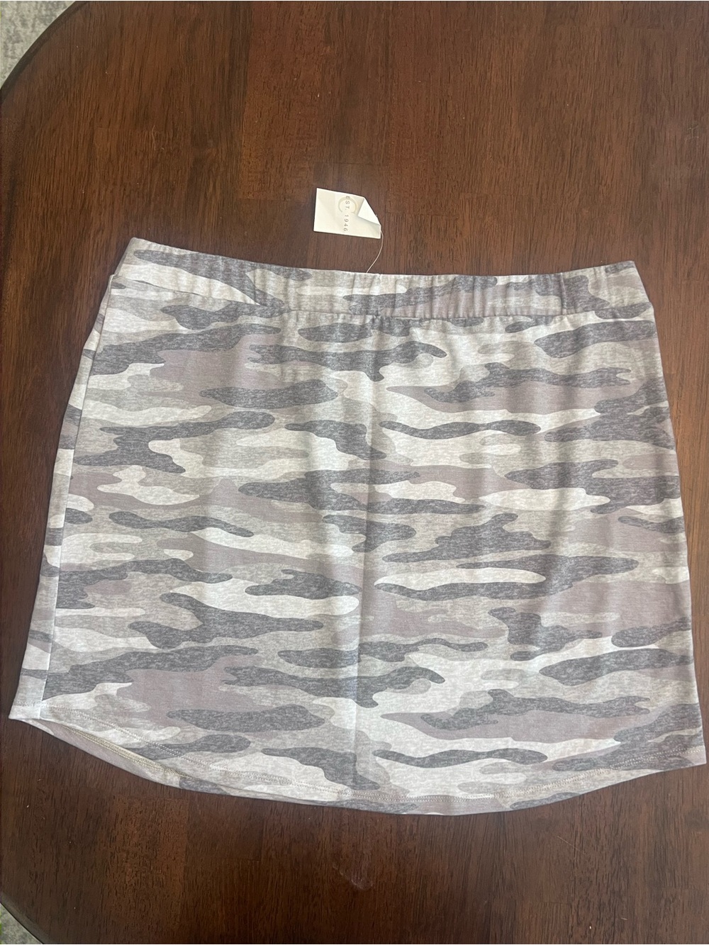 NWT Camo Print Elastic-Waist Women's Skirt in Gray